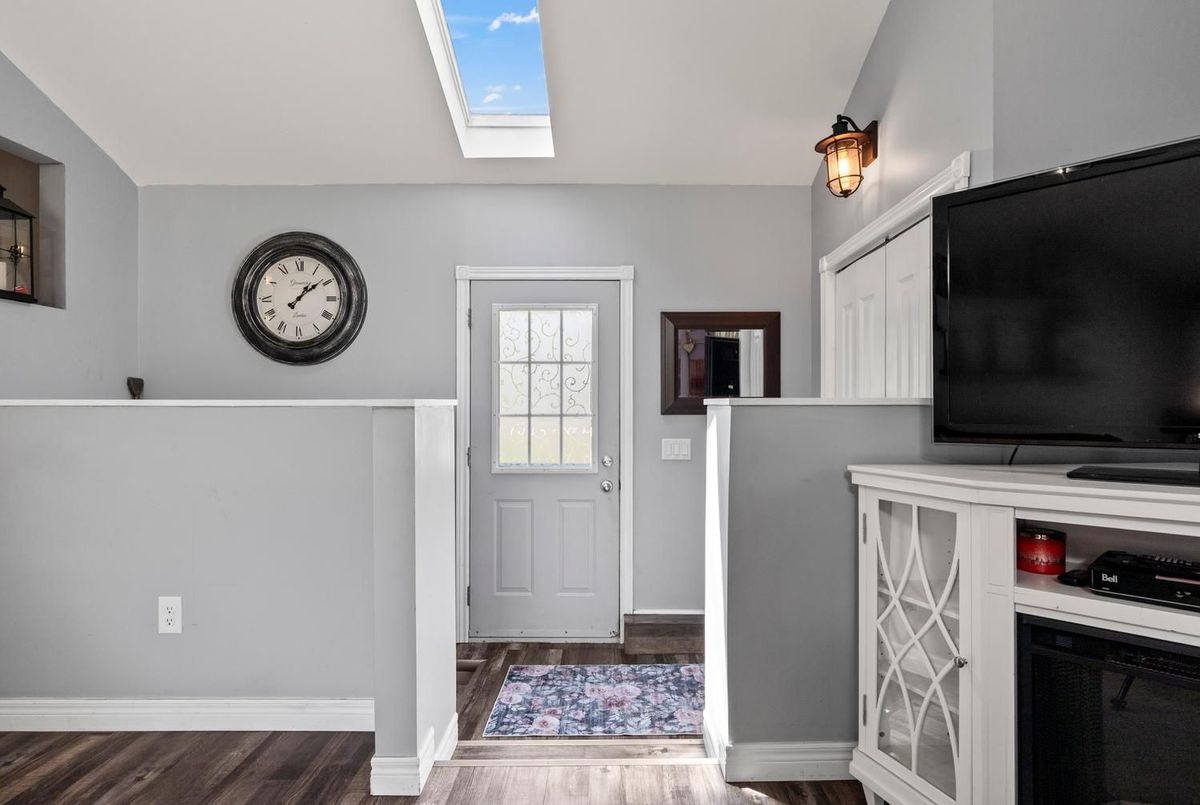 9984 Graham Road West Elgin 9984 Graham Road West Elgin