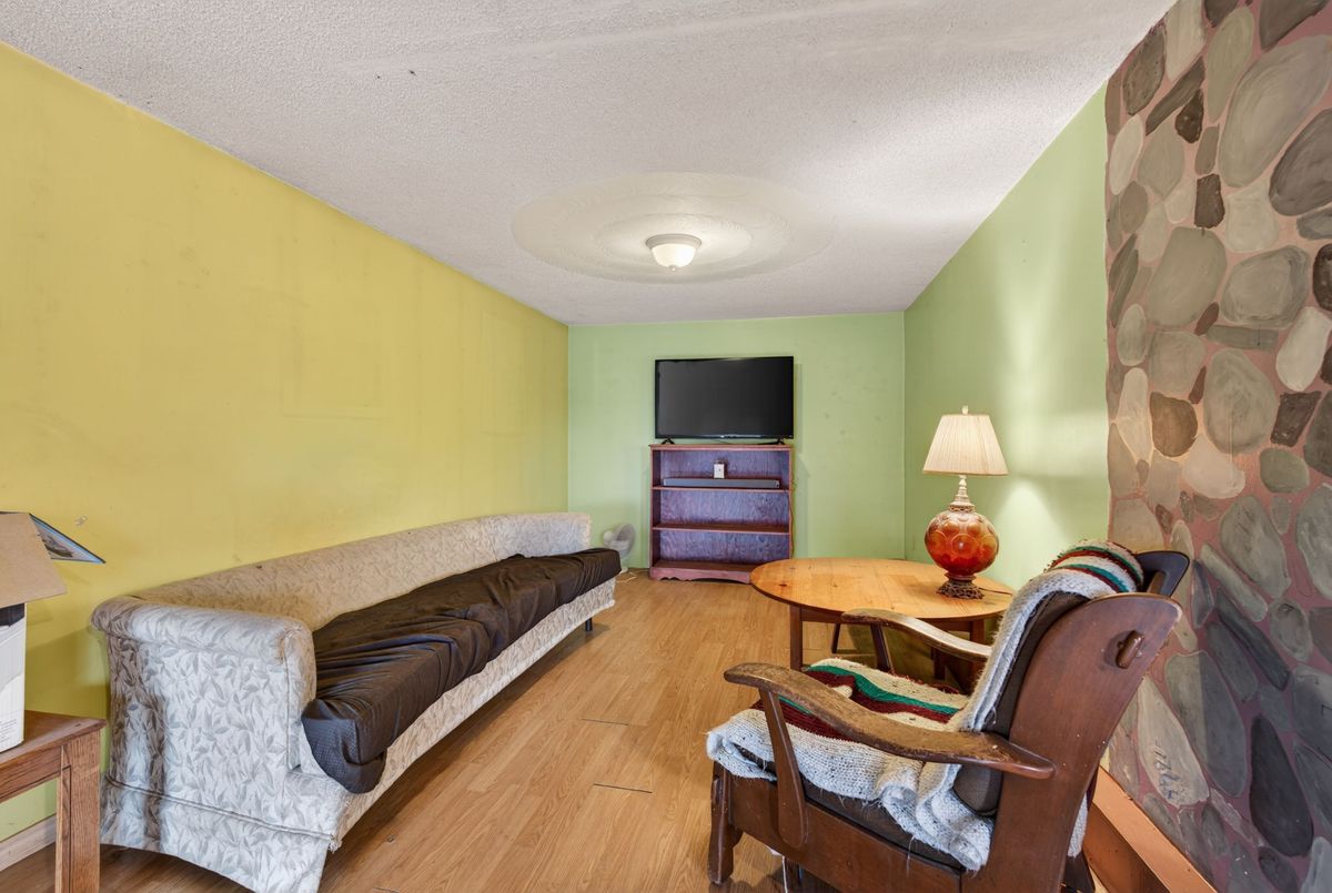 326 DUNDAS Street Deseronto 326 DUNDAS Street Deseronto