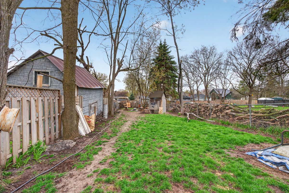 326 DUNDAS Street Deseronto 326 DUNDAS Street Deseronto