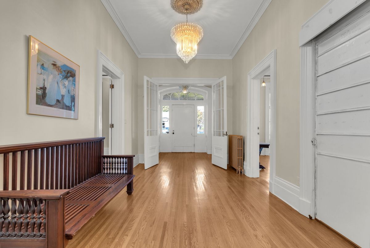 389 King Street Gananoque 389 King Street Gananoque