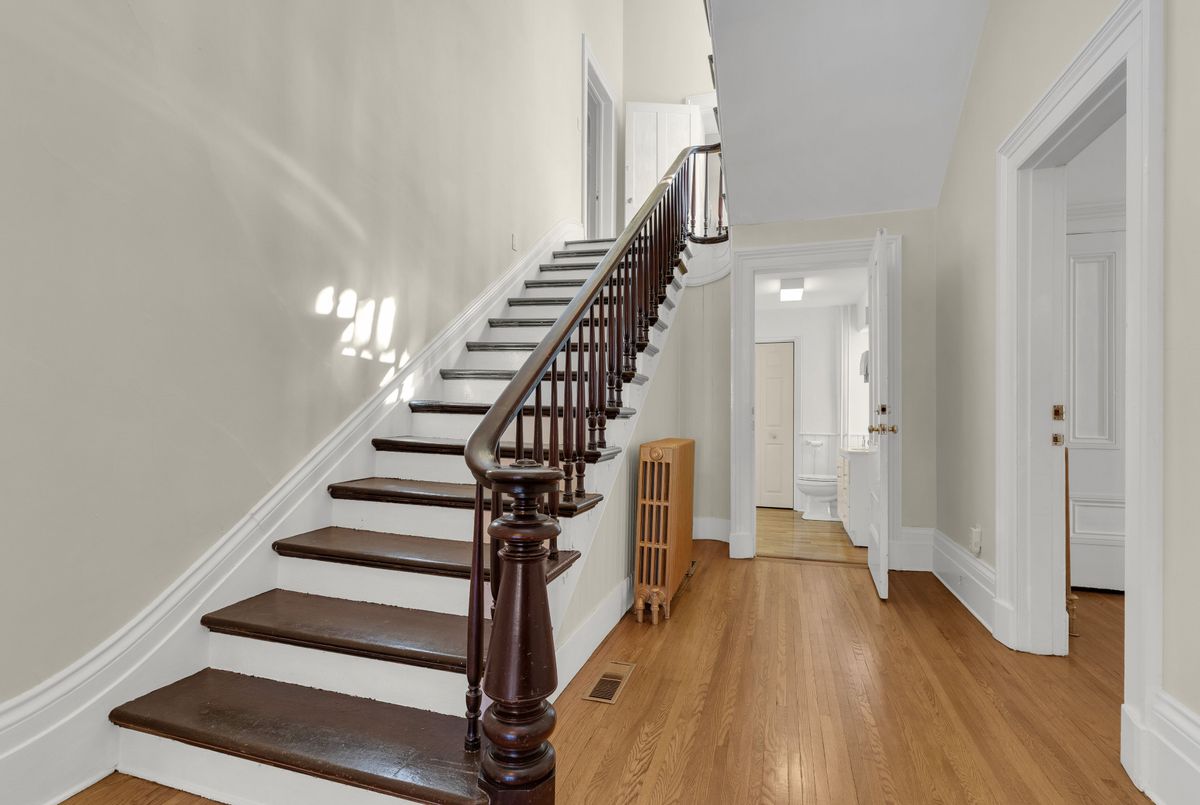 389 King Street Gananoque 389 King Street Gananoque