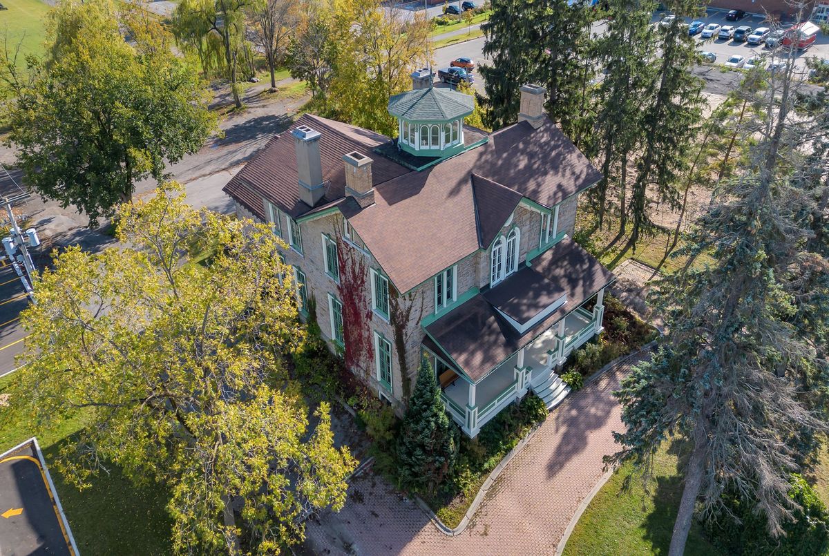 389 King Street Gananoque 389 King Street Gananoque