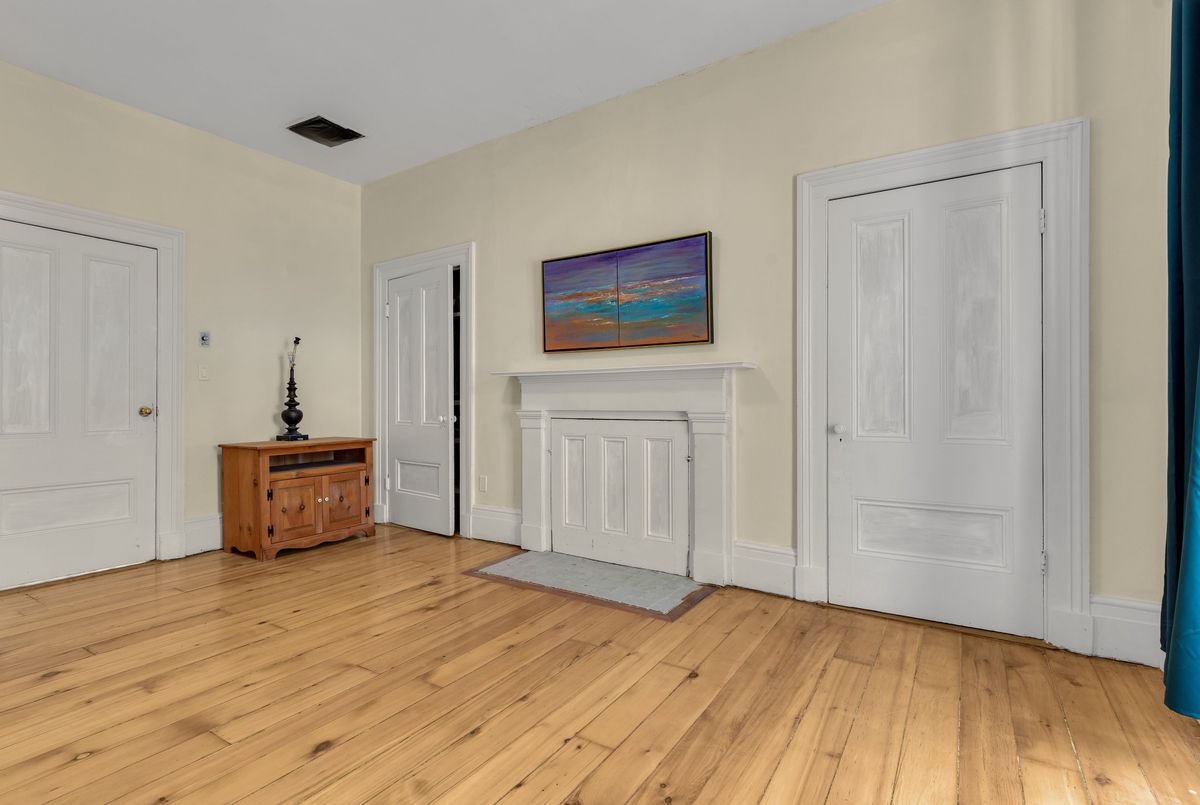 389 King Street Gananoque 389 King Street Gananoque