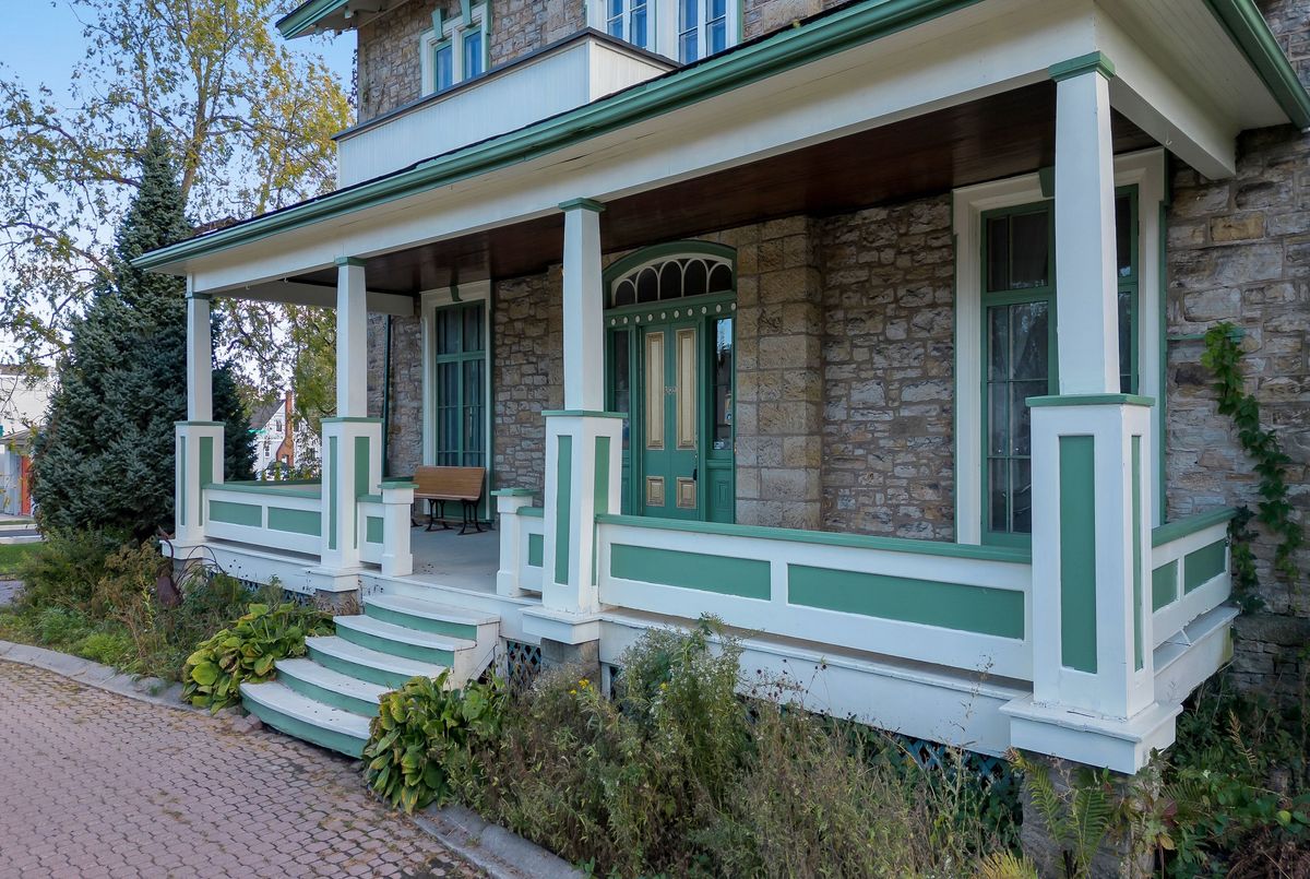 389 King Street Gananoque 389 King Street Gananoque