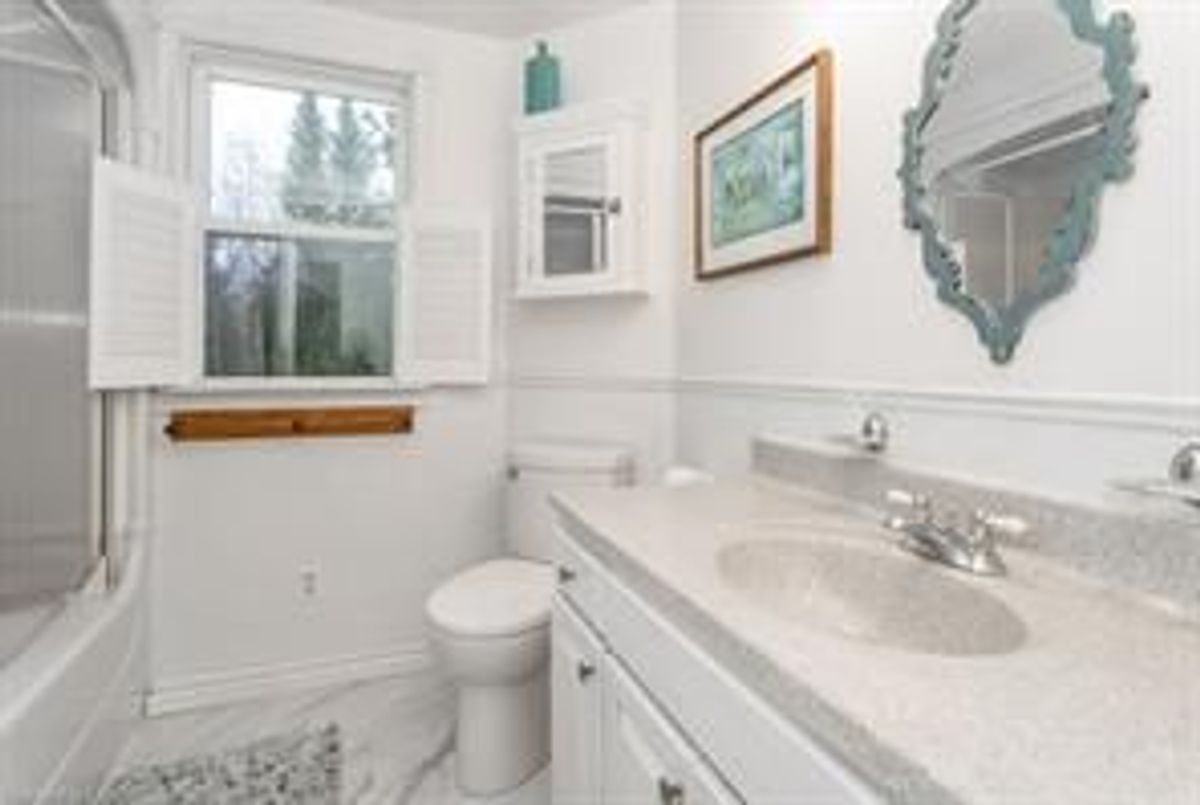 388 CRESCENT Road Strong 388 CRESCENT Road Strong