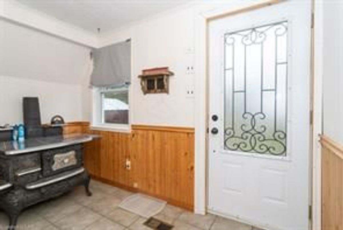 388 CRESCENT Road Strong 388 CRESCENT Road Strong