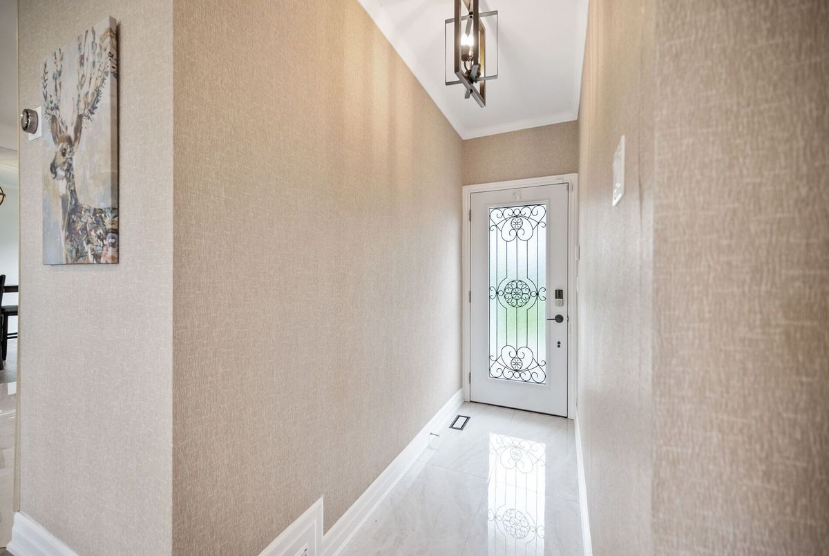 17 Wendakee Drive Hamilton 17 Wendakee Drive Hamilton