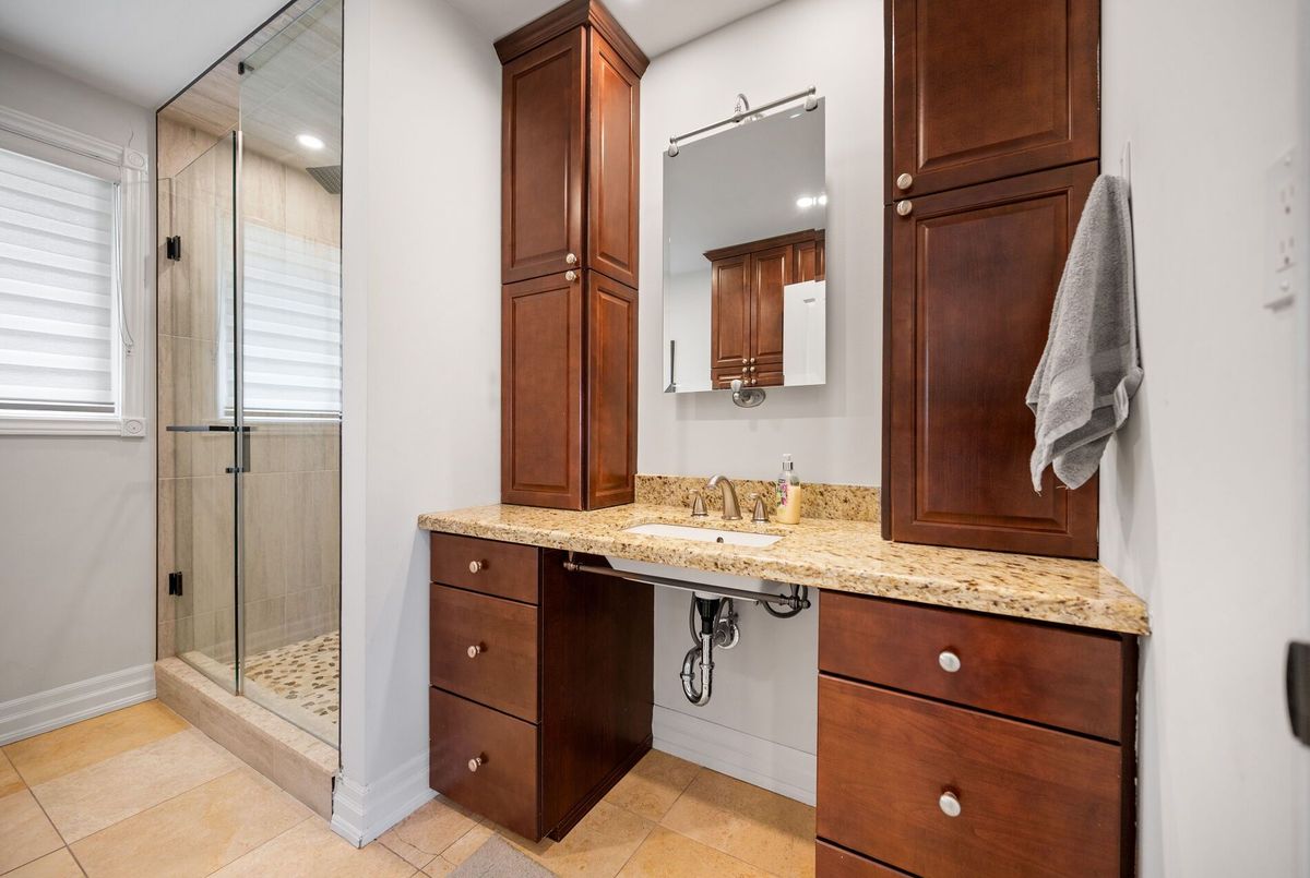 17 Wendakee Drive Hamilton 17 Wendakee Drive Hamilton
