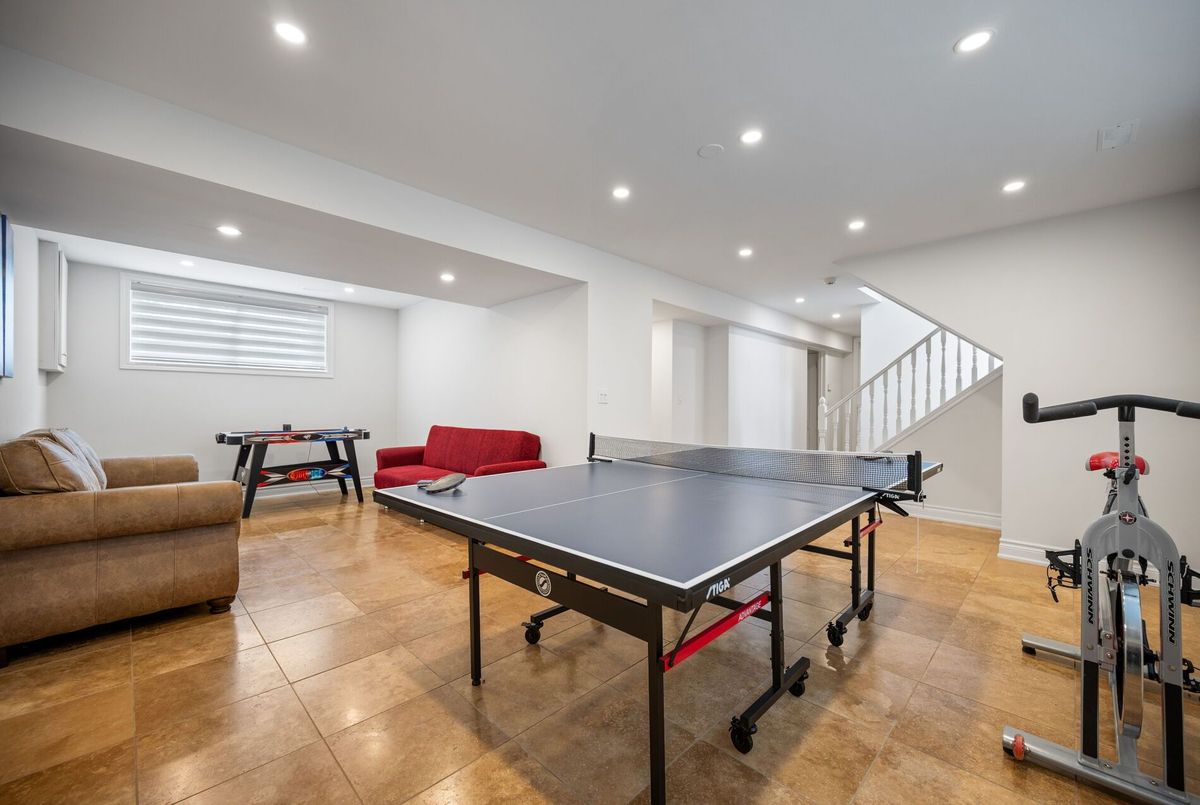 17 Wendakee Drive Hamilton 17 Wendakee Drive Hamilton
