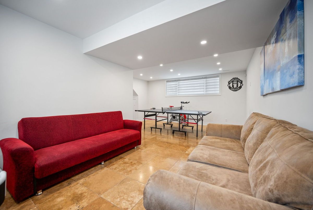 17 Wendakee Drive Hamilton 17 Wendakee Drive Hamilton