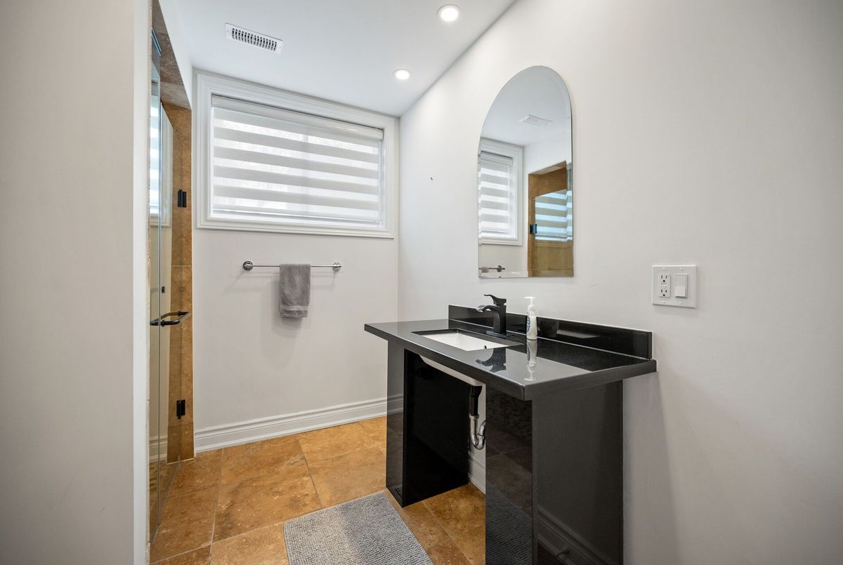 17 Wendakee Drive Hamilton 17 Wendakee Drive Hamilton