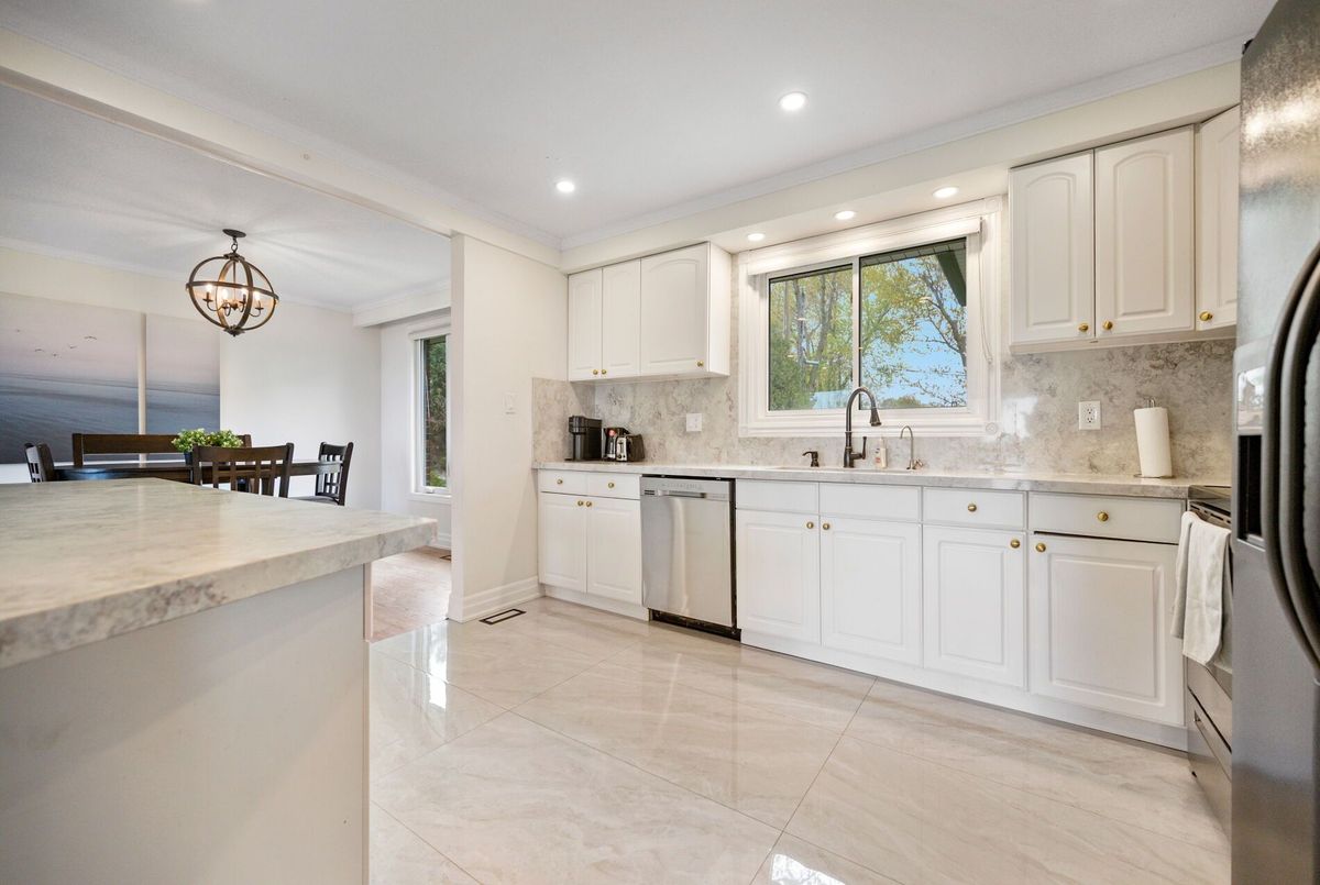 17 Wendakee Drive Hamilton 17 Wendakee Drive Hamilton