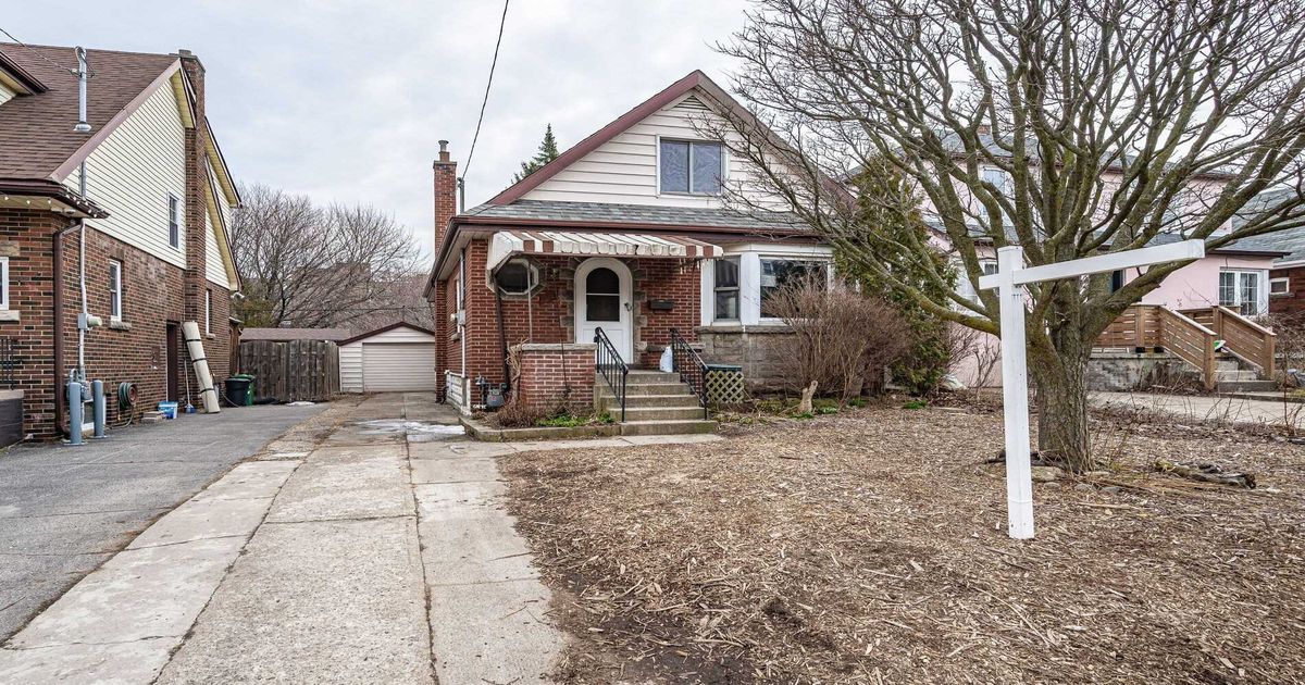 181 Balsam Ave S Hamilton