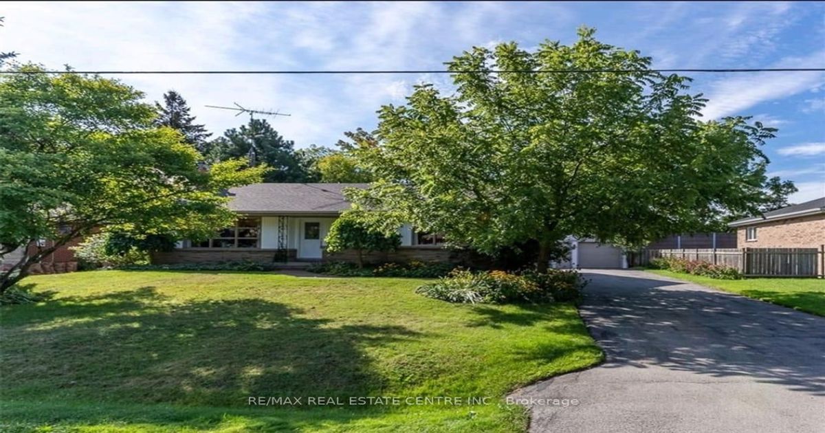 38 Hatton Dr Hamilton